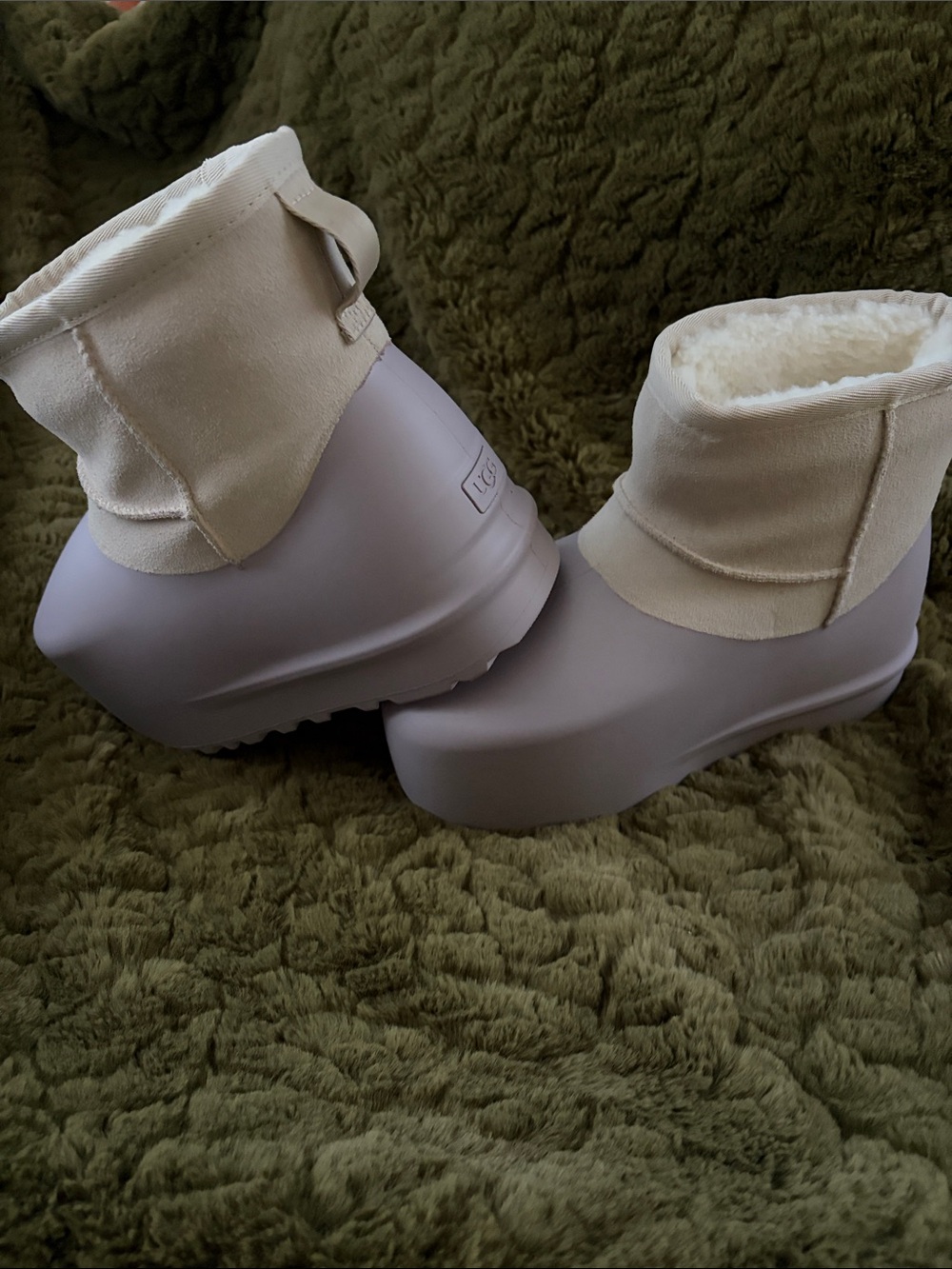 UGG Platform Short Boot - Light Taupe and Cream